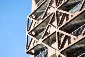 旧耐震基準の建物はリスクが大きい？